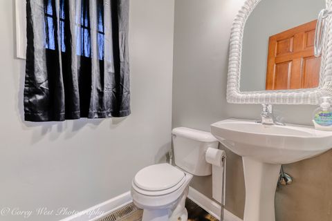 Tiny photo for 215 Saint Andrews Drive, DeKalb, IL 60115 (MLS # 12514160)