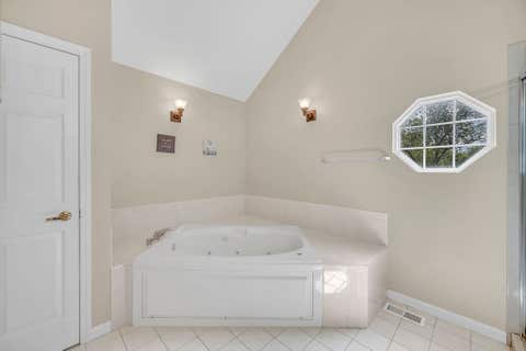 Tiny photo for 206 Albert Drive, Vernon Hills, IL 60061 (MLS # 12700680)