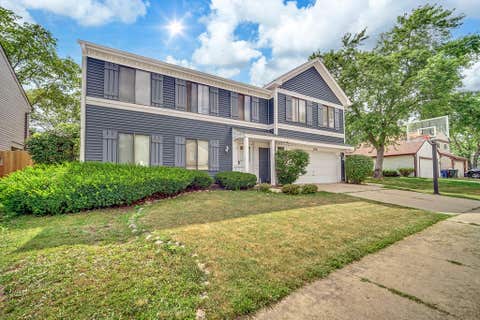 Tiny photo for 206 Albert Drive, Vernon Hills, IL 60061 (MLS # 12700680)