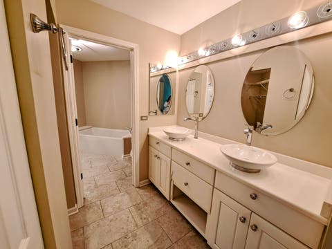 Tiny photo for 23 Willow Parkway, Buffalo Grove, IL 60089 (MLS # 12738876)