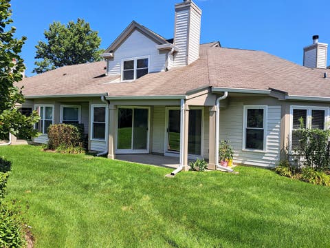 Tiny photo for 23 Willow Parkway, Buffalo Grove, IL 60089 (MLS # 12738876)