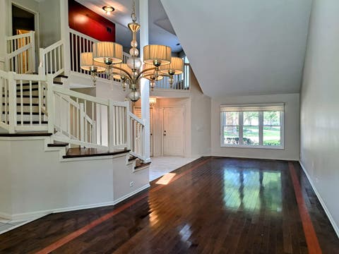 Tiny photo for 23 Willow Parkway, Buffalo Grove, IL 60089 (MLS # 12738876)