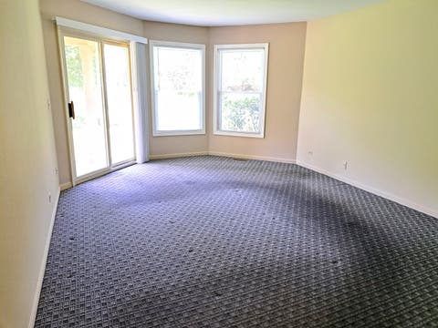 Tiny photo for 23 Willow Parkway, Buffalo Grove, IL 60089 (MLS # 12738876)