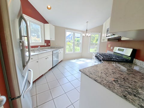 Tiny photo for 23 Willow Parkway, Buffalo Grove, IL 60089 (MLS # 12738876)