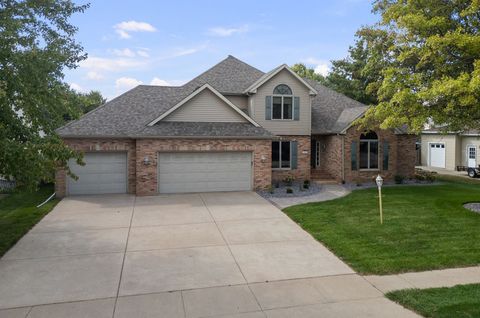 Tiny photo for 800 8th Street S, Eldridge, IA 52748 (MLS # 12558652)