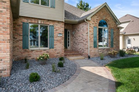 Tiny photo for 800 8th Street S, Eldridge, IA 52748 (MLS # 12558652)