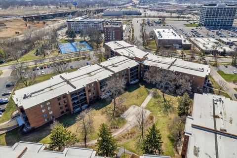 Tiny photo for 950 E Wilmette Road #325, Palatine, IL 60074 (MLS # 12575185)