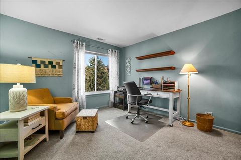 Tiny photo for 950 E Wilmette Road #325, Palatine, IL 60074 (MLS # 12575185)