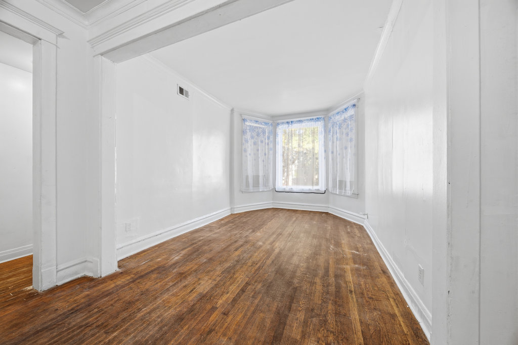 3851 W Lexington Street