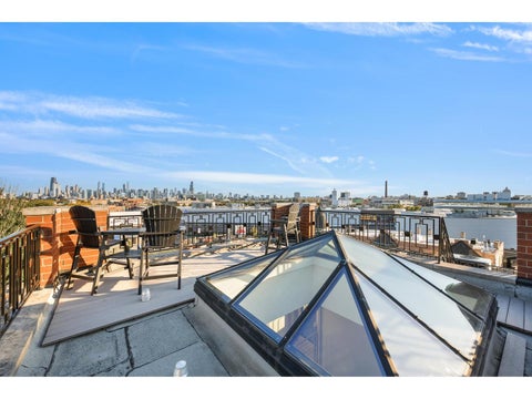 Tiny photo for 2232 N Janssen Avenue, Chicago, IL 60614 (MLS # 12776981)