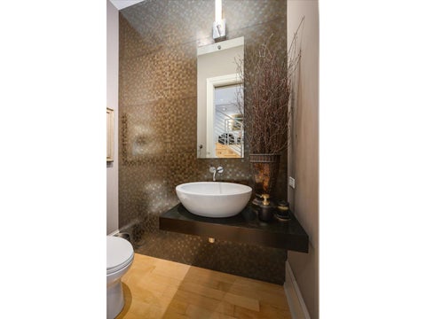 Tiny photo for 2232 N Janssen Avenue, Chicago, IL 60614 (MLS # 12776981)
