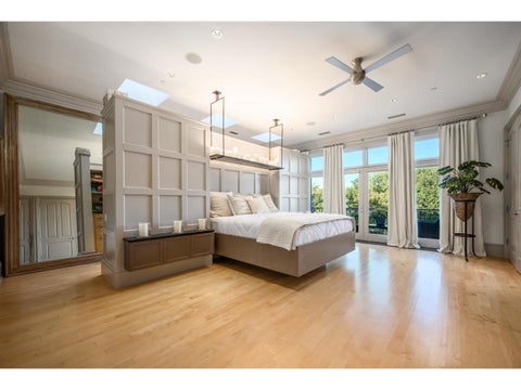 Tiny photo for 2232 N Janssen Avenue, Chicago, IL 60614 (MLS # 12776981)