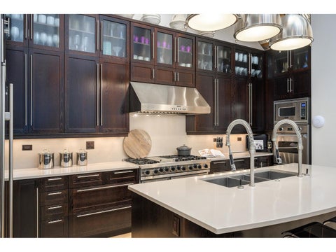 Tiny photo for 2232 N Janssen Avenue, Chicago, IL 60614 (MLS # 12776981)