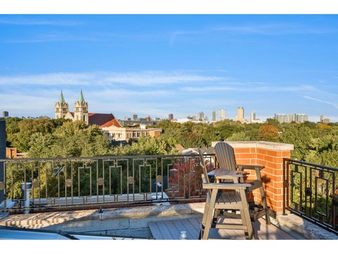 Tiny photo for 2232 N Janssen Avenue, Chicago, IL 60614 (MLS # 12776981)