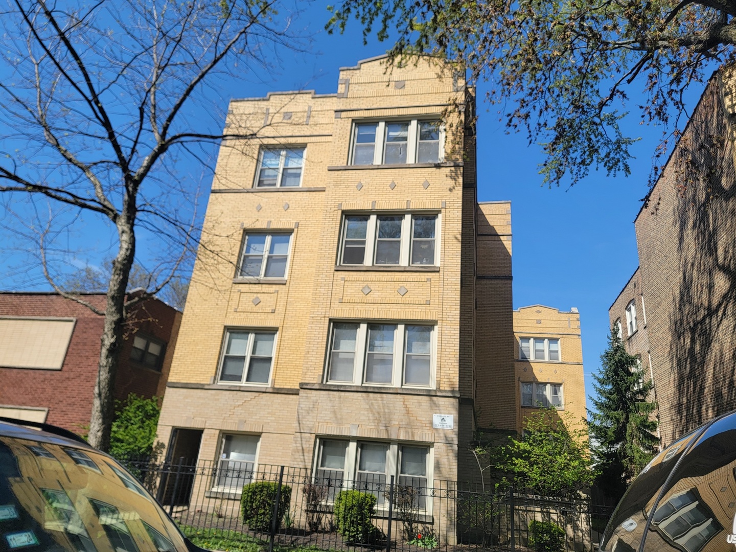 4104 N Mozart Street GE