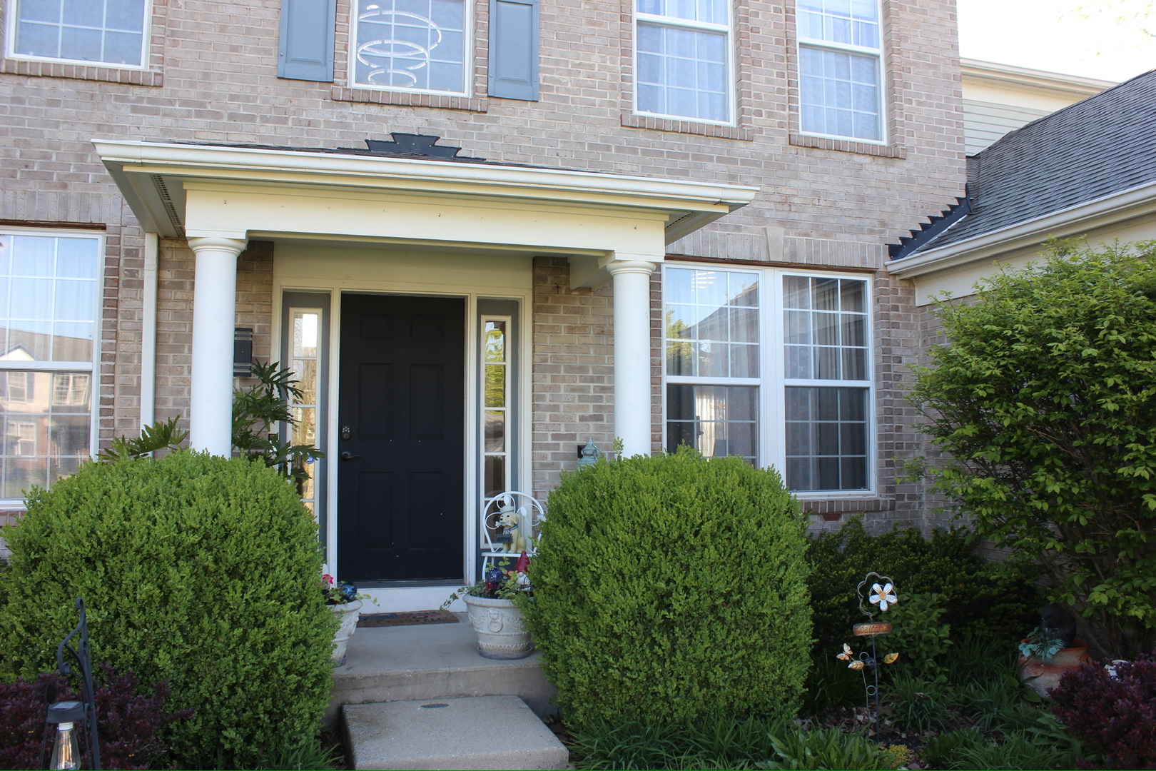 Properties 2 4740 Whitehall Court