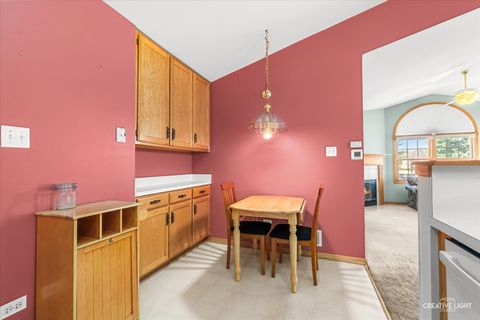 Tiny photo for 840 Havenshire Road, Naperville, IL 60565 (MLS # 12627068)