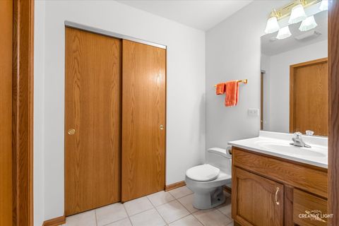 Tiny photo for 840 Havenshire Road, Naperville, IL 60565 (MLS # 12627068)