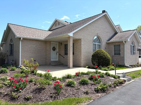 Photo of 840 Havenshire Road, Naperville, IL 60565 (MLS # 12627068)