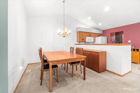 Tiny photo for 840 Havenshire Road, Naperville, IL 60565 (MLS # 12627068)