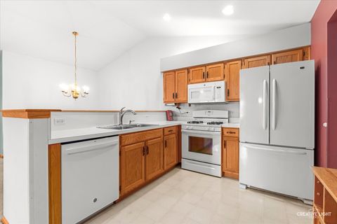 Tiny photo for 840 Havenshire Road, Naperville, IL 60565 (MLS # 12627068)