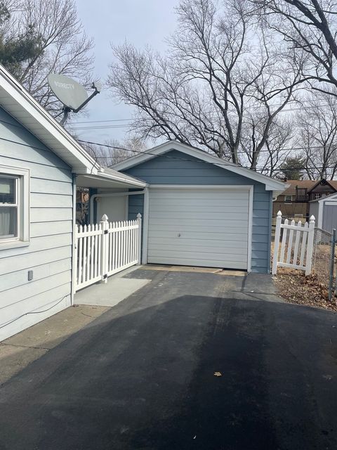 Tiny photo for 250 N Levasseur Avenue, Bourbonnais, IL 60914 (MLS # 12569735)