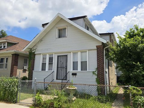 8151 S Bennett Avenue Chicago IL 60617
