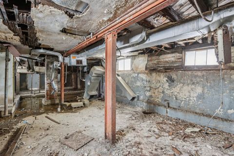 Tiny photo for 611 S 13th Avenue, Maywood, IL 60153 (MLS # 12527265)