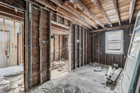 Tiny photo for 611 S 13th Avenue, Maywood, IL 60153 (MLS # 12527265)