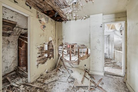 Tiny photo for 611 S 13th Avenue, Maywood, IL 60153 (MLS # 12527265)