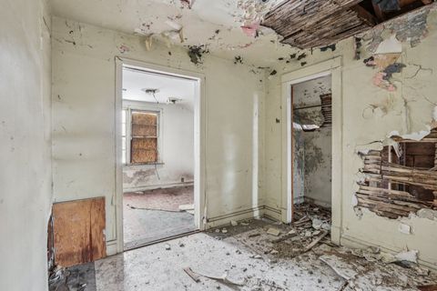 Tiny photo for 611 S 13th Avenue, Maywood, IL 60153 (MLS # 12527265)