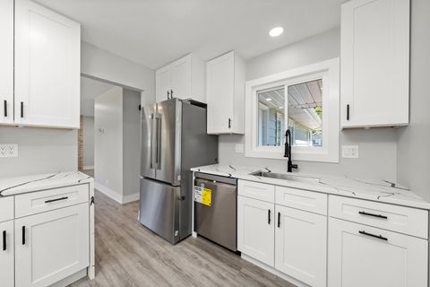 Tiny photo for 338 Farragut Street, Park Forest, IL 60466 (MLS # 12520733)