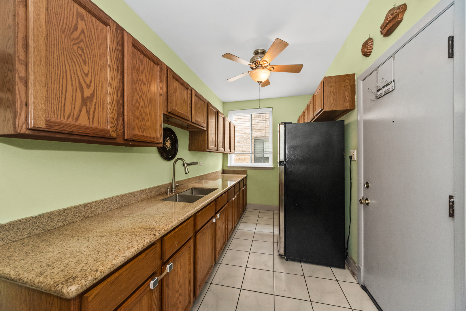 914 W Sunnyside Avenue 2D