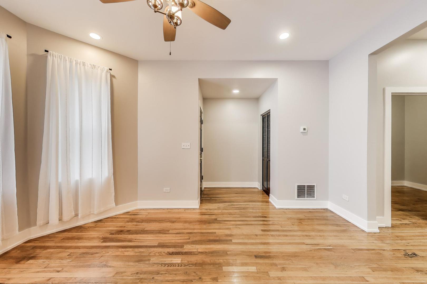 3939 W Polk Street 1