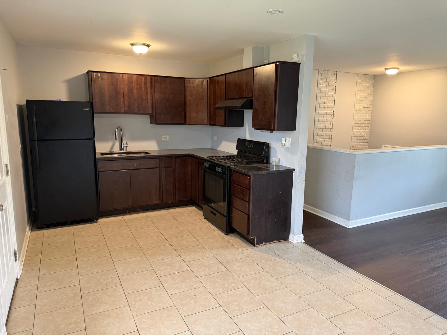3401 Seine Court