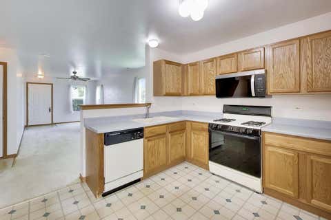 Tiny photo for 931 E Savannah Drive, Romeoville, IL 60446 (MLS # 12690138)