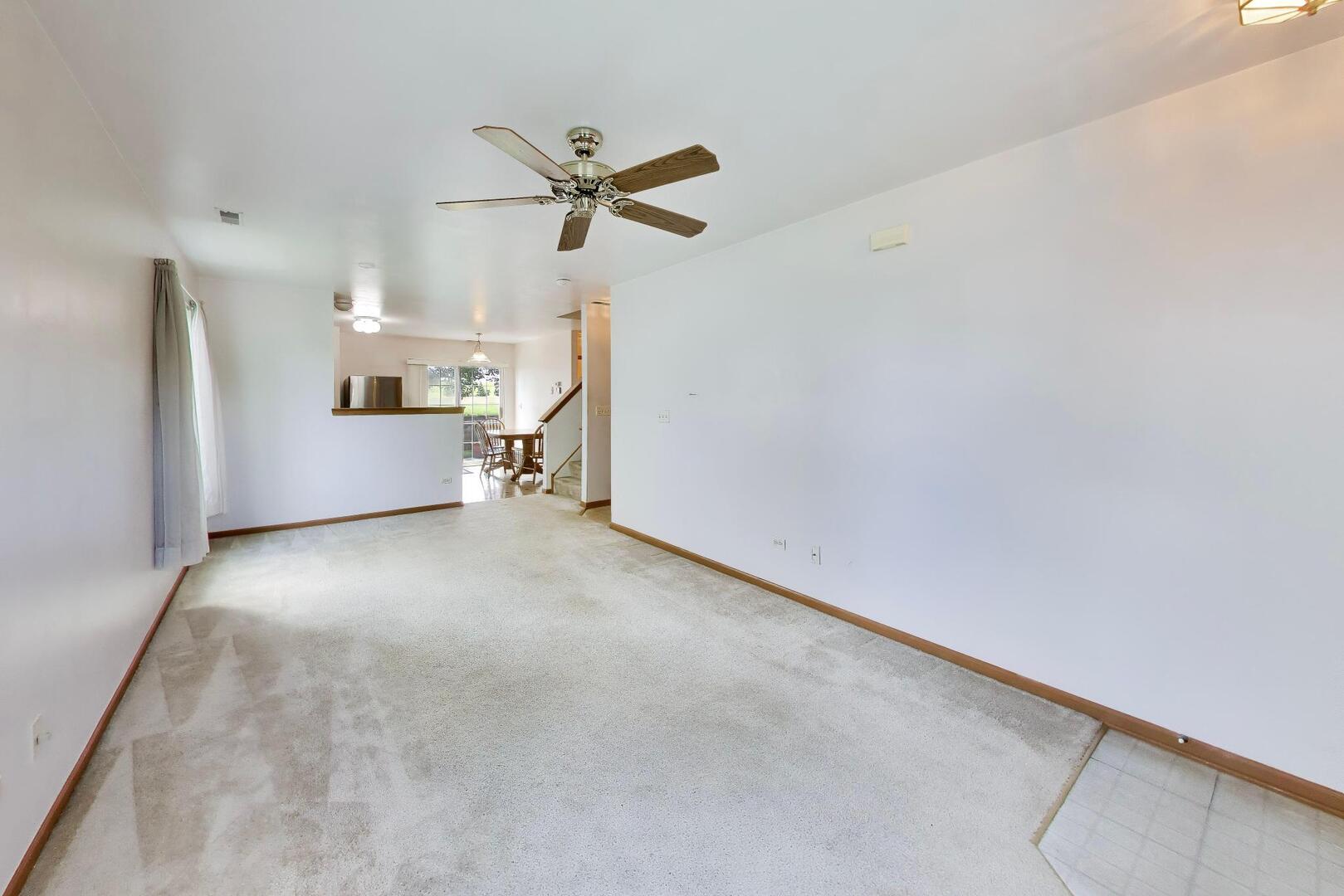 931 E Savannah Drive