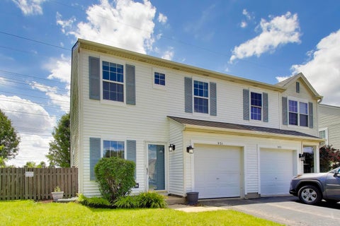 Photo of 931 E Savannah Drive, Romeoville, IL 60446 (MLS # 12690138)