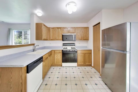 Tiny photo for 931 E Savannah Drive, Romeoville, IL 60446 (MLS # 12690138)