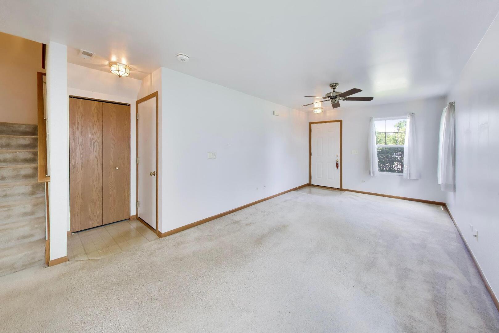 931 E Savannah Drive