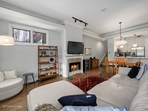 Tiny photo for 1412 N Hoyne Avenue #1C, Chicago, IL 60622 (MLS # 12613808)