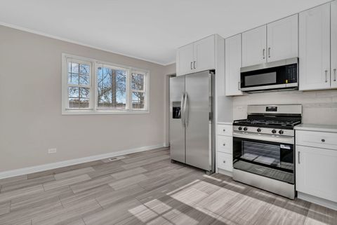 Tiny photo for 3624 151st Street, Midlothian, IL 60445 (MLS # 12517306)