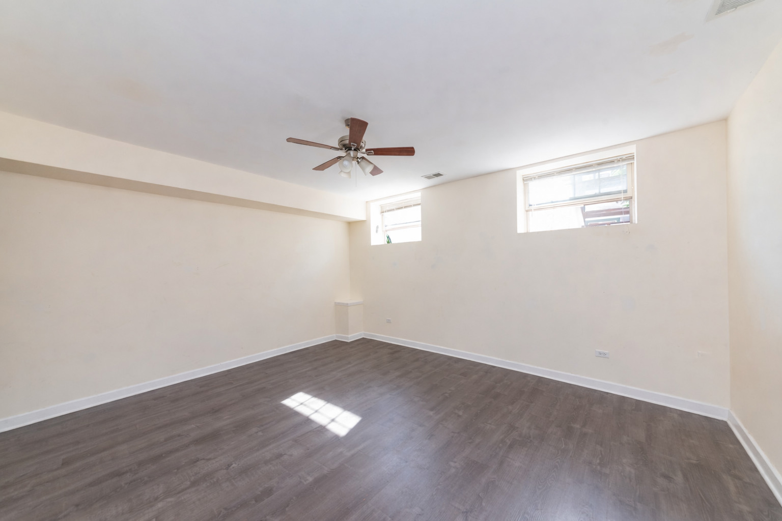 2415 W 24th Street 6