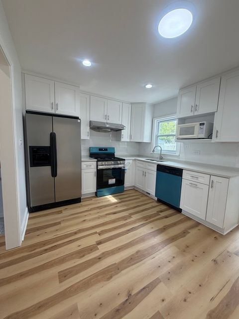 Tiny photo for 327 Morse Drive, Northlake, IL 60164 (MLS # 12601039)