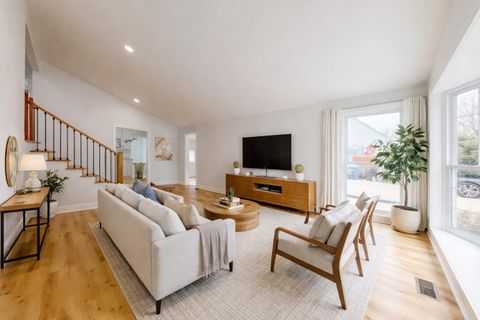 Tiny photo for 327 Morse Drive, Northlake, IL 60164 (MLS # 12601039)