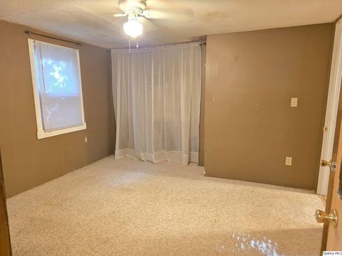 Tiny photo for 1717 N 4th St, Quincy, IL 62301 (MLS # 12449935)