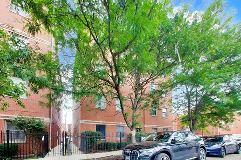 Tiny photo for 519 S Maplewood Avenue #4N, Chicago, IL 60612 (MLS # 12745351)