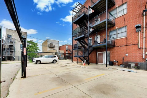 Tiny photo for 519 S Maplewood Avenue #4N, Chicago, IL 60612 (MLS # 12745351)