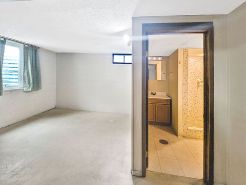 Tiny photo for 1203 Mount Vernon Drive, Bloomington, IL 61704 (MLS # 12623942)