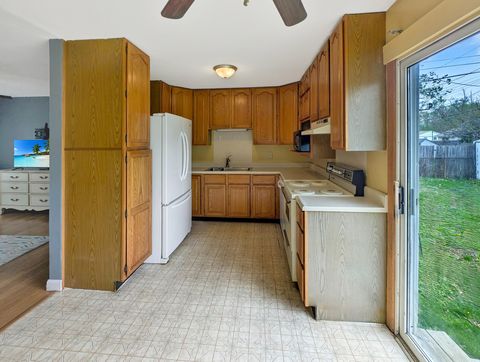 Tiny photo for 1203 Mount Vernon Drive, Bloomington, IL 61704 (MLS # 12623942)